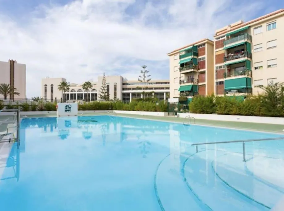 Soleado Y Flamante Apartamento En Los Cristianos De Membrillosuites