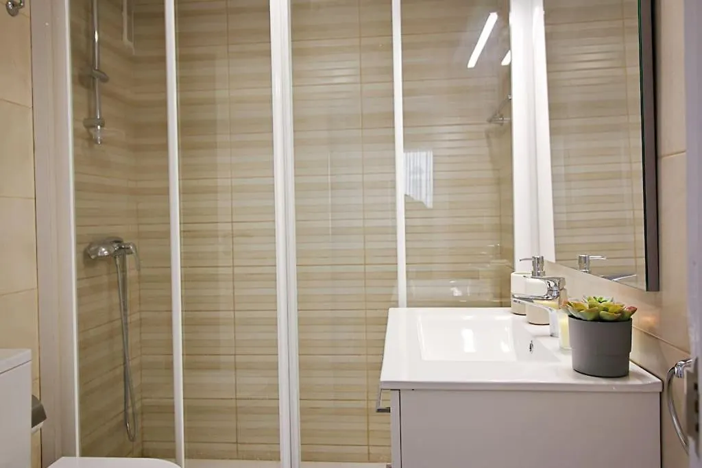 Soleado Y Flamante Apartamento En Los Cristianos De Membrillosuites Spanien